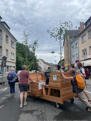 Umzug der Wanderbäume